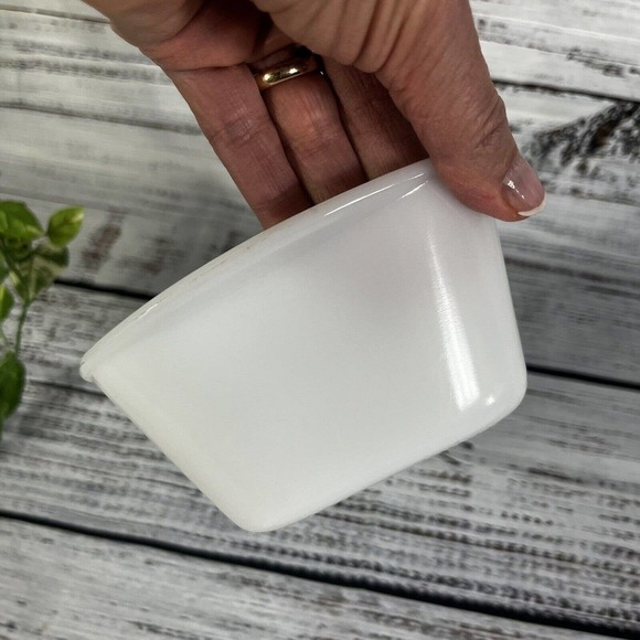 Vintage GLASBAKE Loaf Pan White Blue Flowers Milk Glass BLUE THISTLE J-522 - Picture 6 of 11